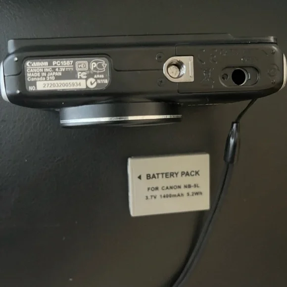 Canon PowerShot SX230 HS Black Digital Camera with one battery Pre-owned - Picture 5 of 5